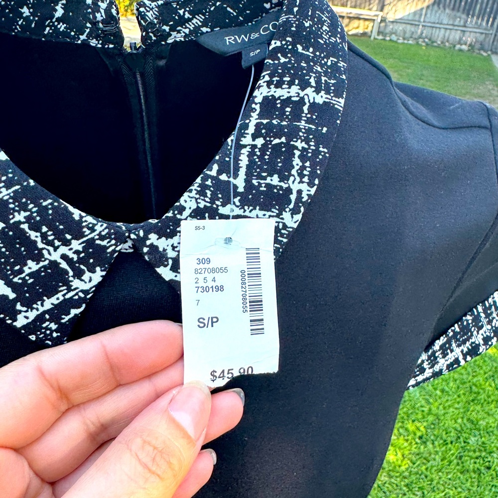 Blouse - Picture 2 of 3